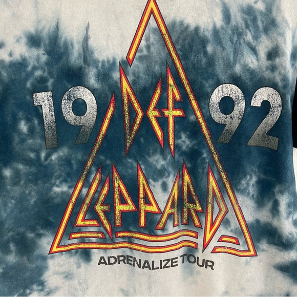 DEF LEPPARD Blue White Tie Dye 1992 Adrenalize Tour Short Sleeve Graphic Tee - Picture 12 of 12